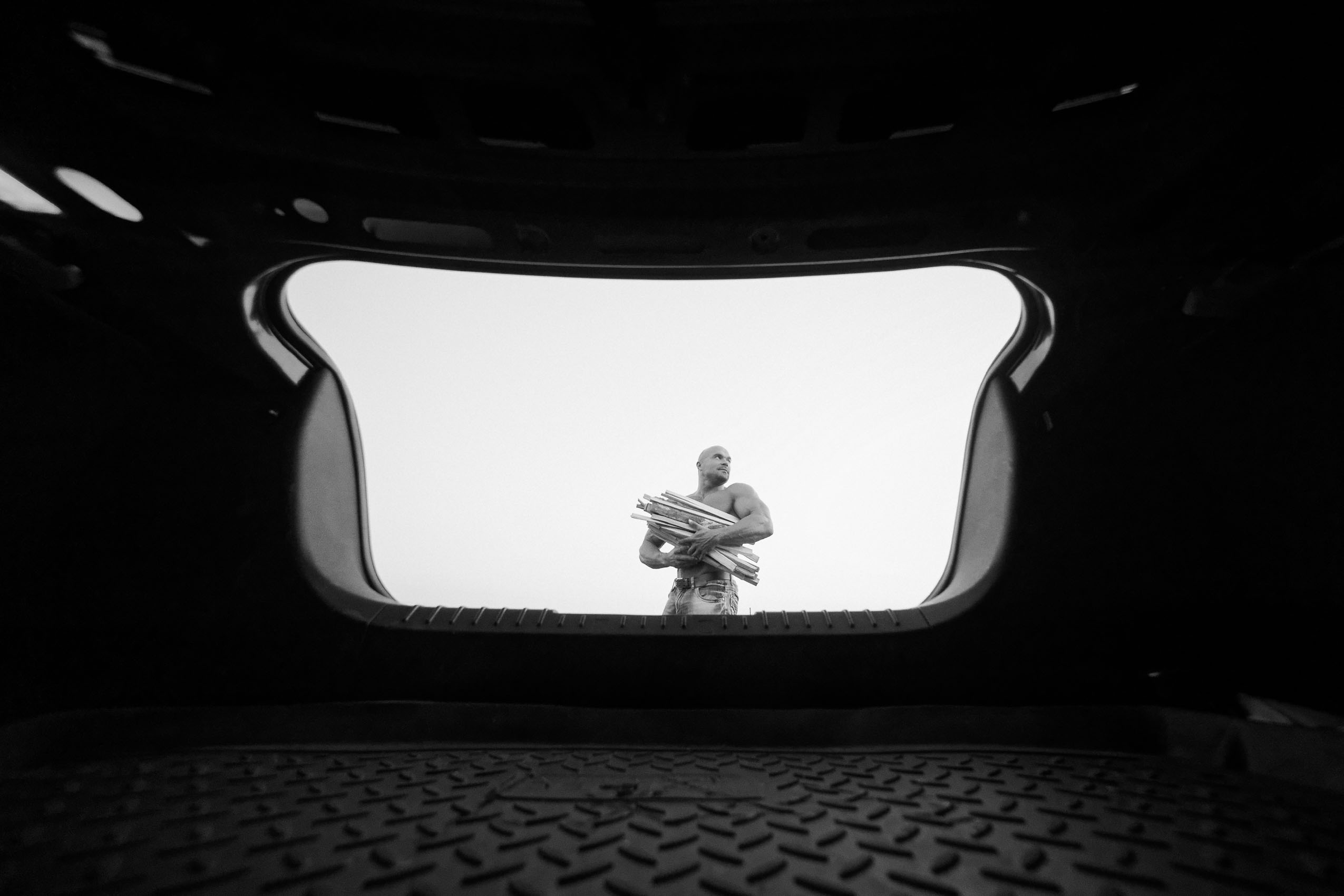 Профессиональный фотограф в Краснодаре, в Твери, в Москве, креативные фотосессии, съемка спортсменов и культуристов, частные фотосессии, реклама, портфолио.
