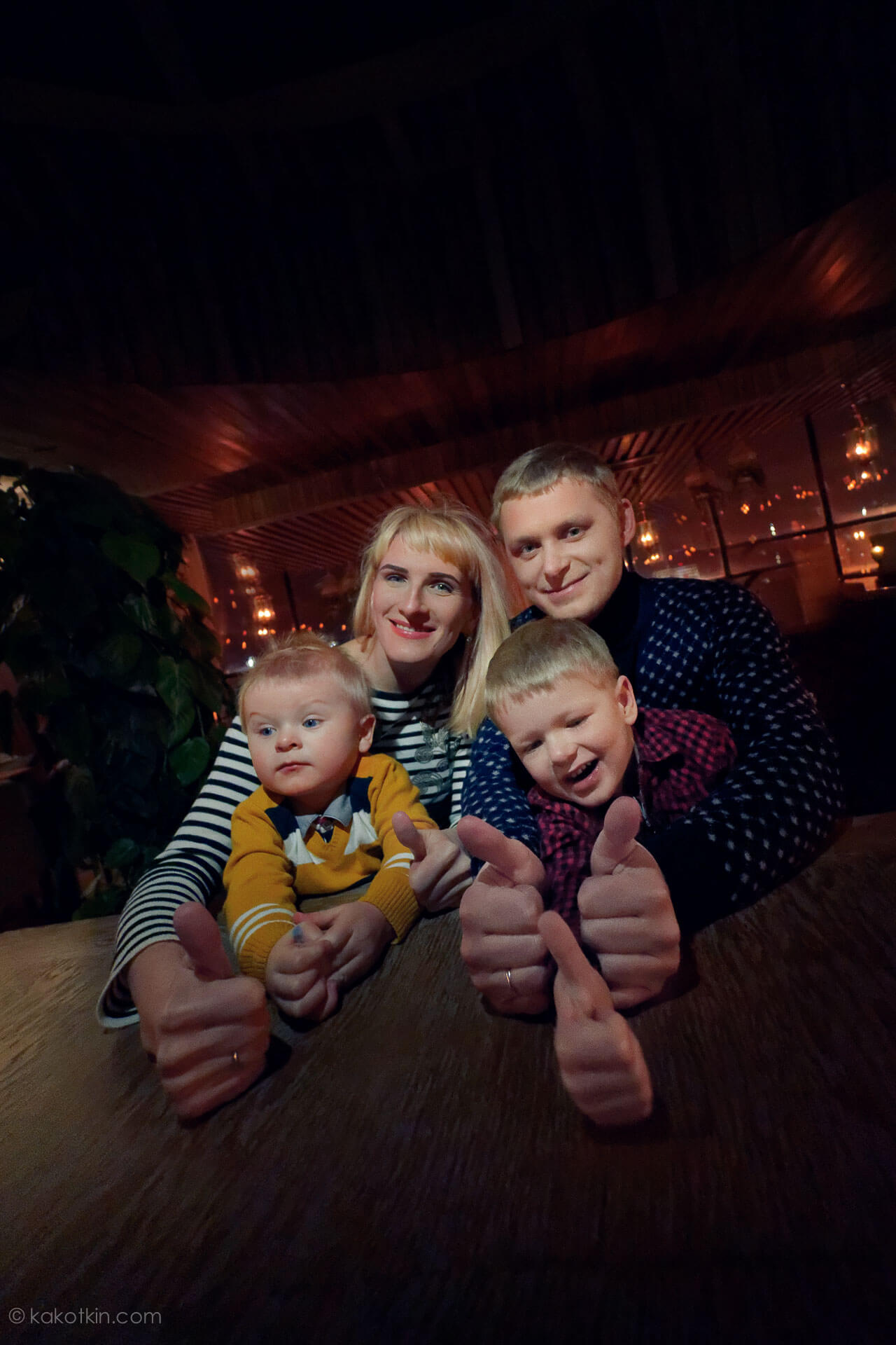 Семейная фотосъемка зимой, фотограф в Краснодаре, в Твери, в Москве Роман Какоткин.