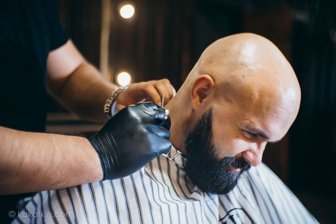 Стрижка бороды и усов мужская парикмахерская чоп чоп барбершоп парикмахер barbershop москва тверь Black Leon Шах