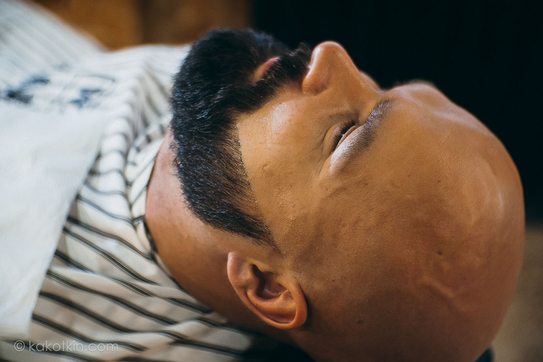 Стрижка бороды и усов мужская парикмахерская чоп чоп барбершоп парикмахер barbershop москва тверь Black Leon Шах
