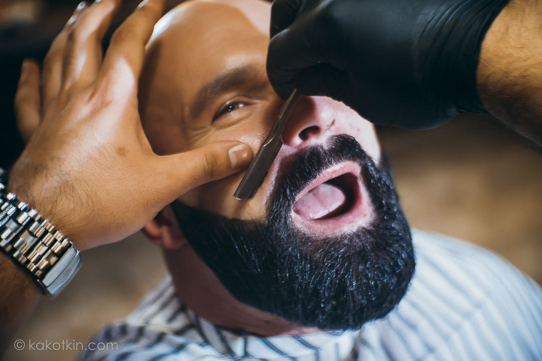 Стрижка бороды и усов мужская парикмахерская чоп чоп барбершоп парикмахер barbershop москва тверь Black Leon Шах